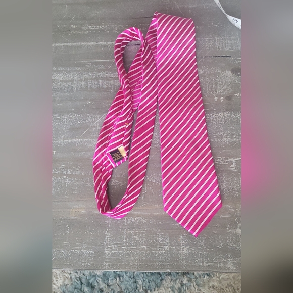 DONALD J. TRUMP Collection Silk Mens Pink Tie - Picture 7 of 11